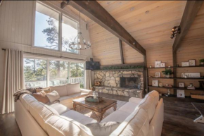 Big Bear Gambrel by Big Bear Vacations Hot Tub Pool Table Games Central Moonridge Big Bear Lake